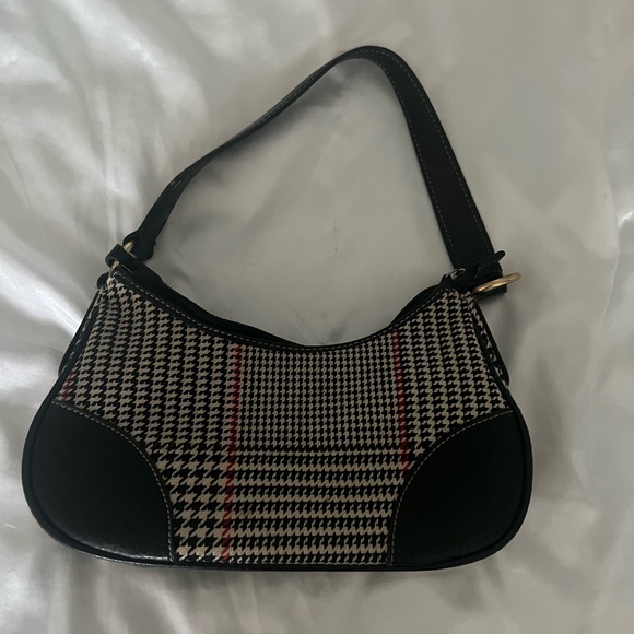 Vintage Black and Cream Plaid Handbag with Red Accents - Picture 1 of 2